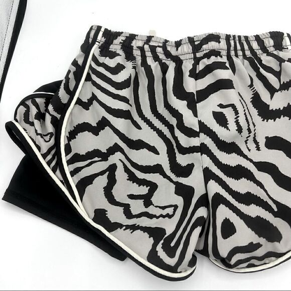 Nike Dri Fit Tiger Print (S) - Picture 5 of 8